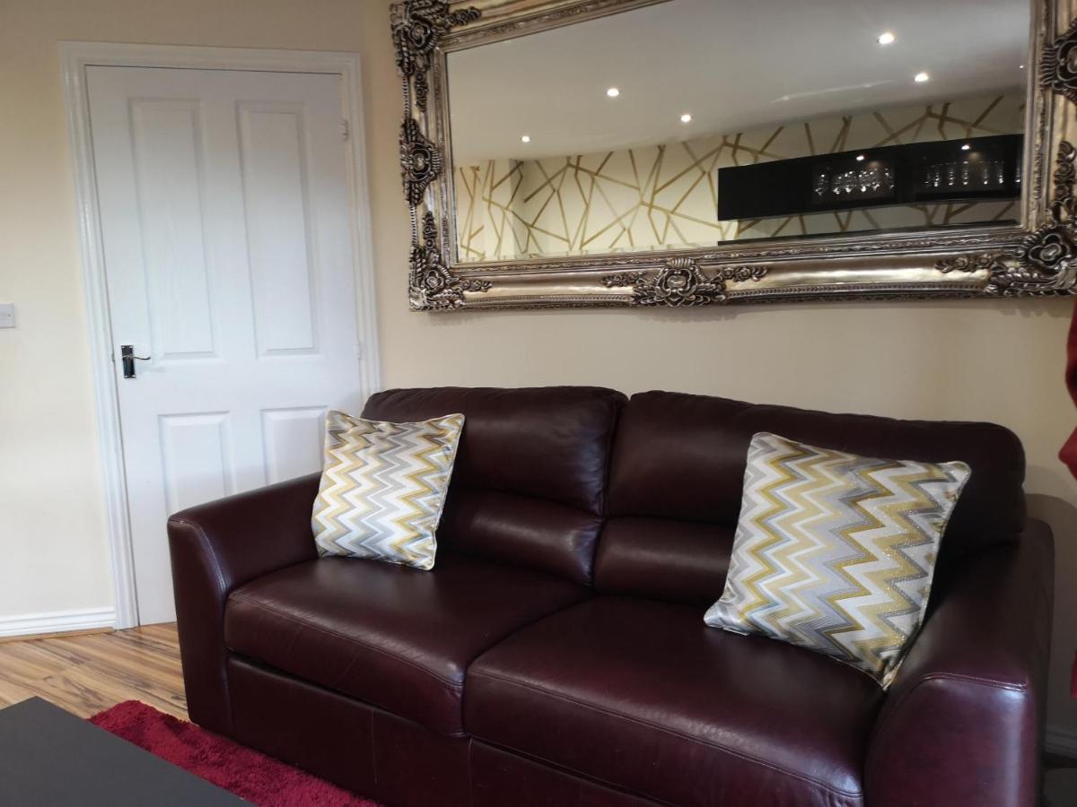 Nightingale Gardens - 4 Bed Detached House - Manchester Exterior foto