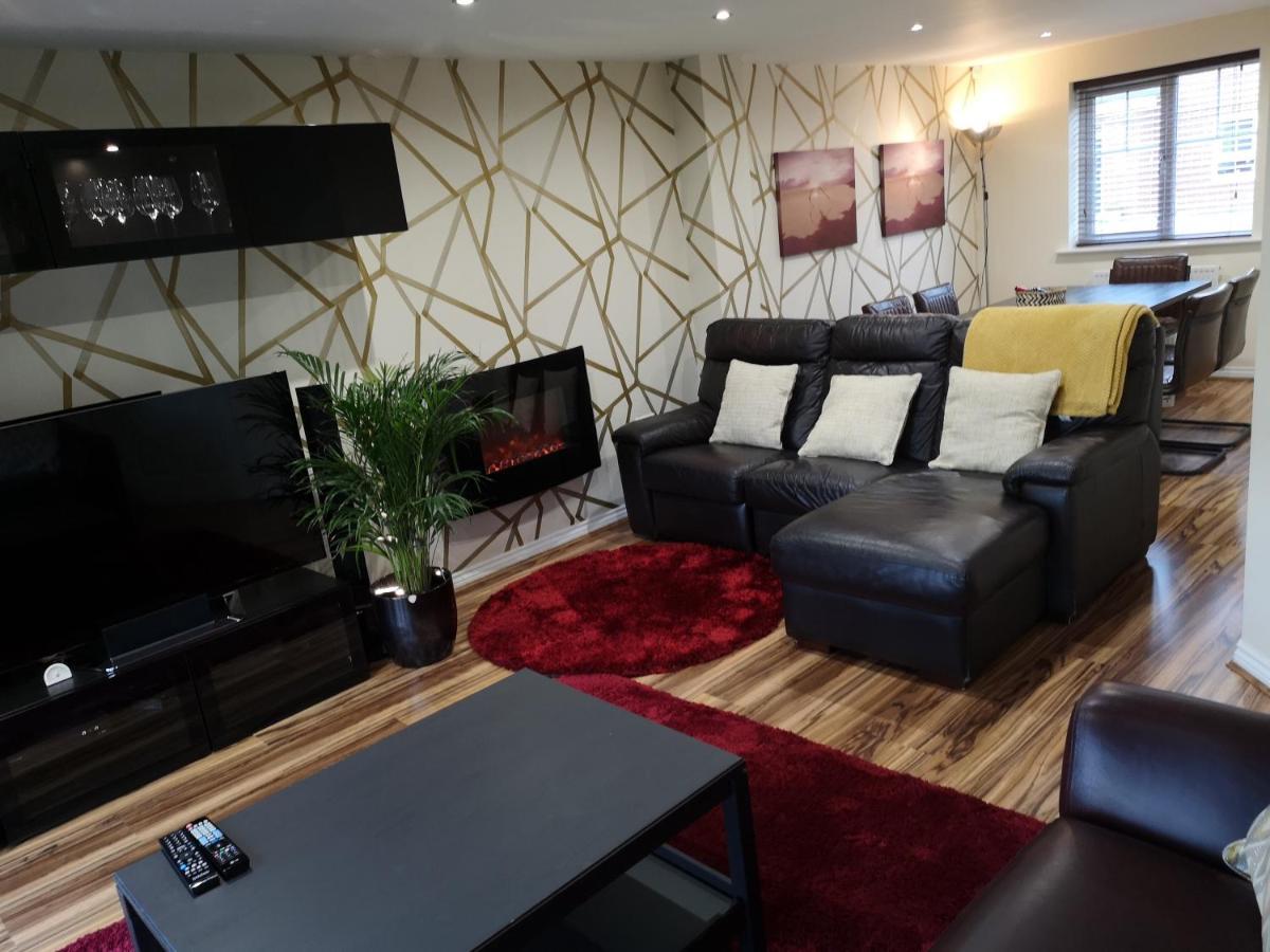 Nightingale Gardens - 4 Bed Detached House - Manchester Exterior foto