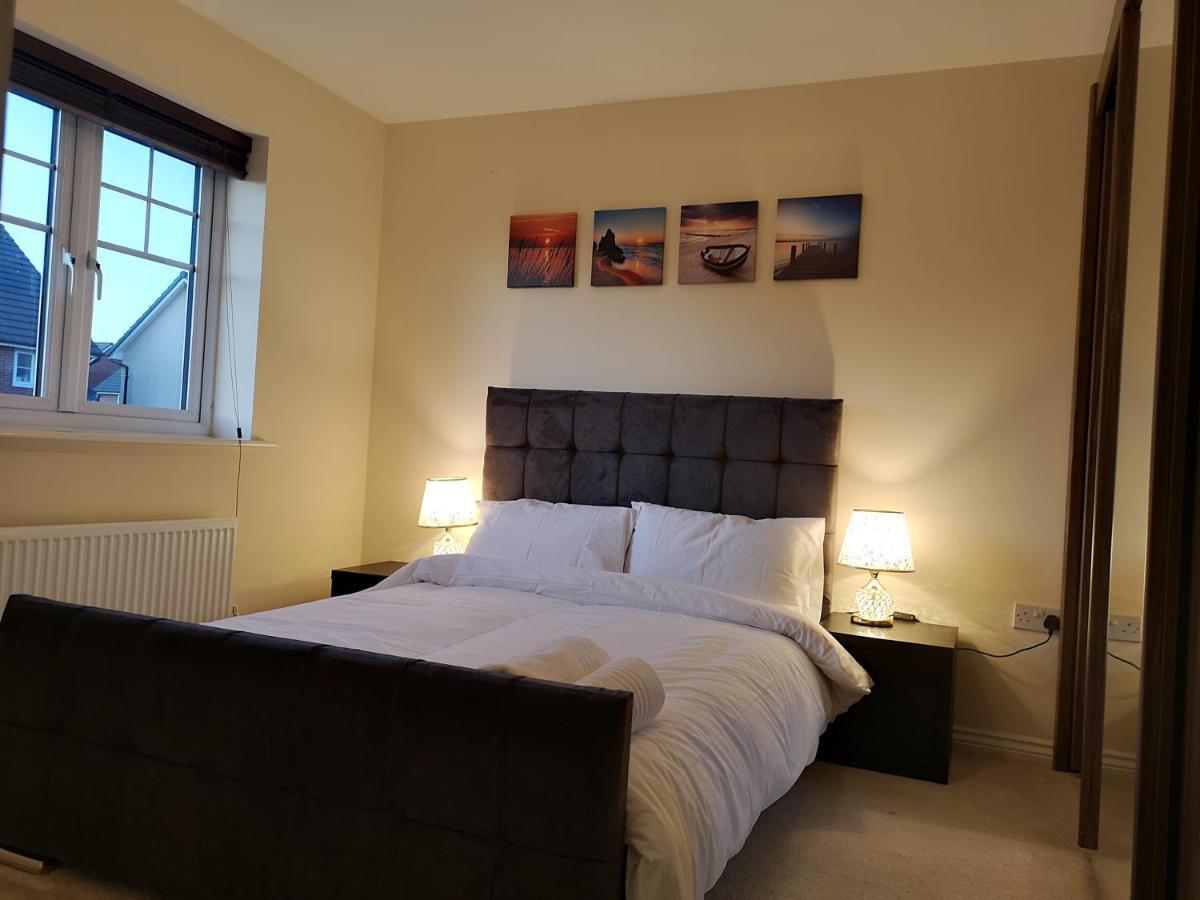 Nightingale Gardens - 4 Bed Detached House - Manchester Exterior foto